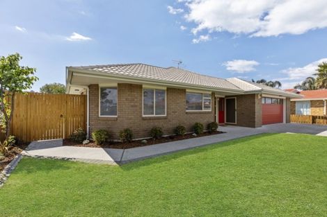 Photo of property in 691 Grenada Street, Papamoa Beach, Papamoa, 3118