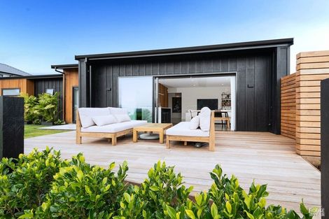 Photo of property in 2 Makete Crescent, Hobsonville, Auckland, 0618