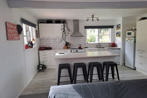 Photo of property in 11 Graham Street, Porangahau, 4293