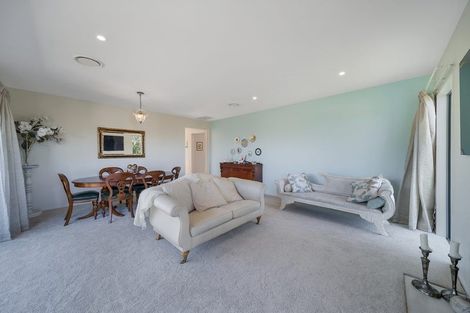 Photo of property in 19 Rossington Drive, West Melton, 7618