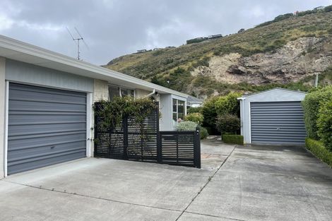 Photo of property in 4 Whitfield Street, Sumner, Christchurch, 8081