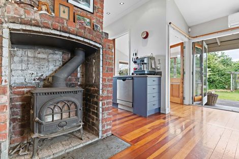 Photo of property in 60 Naples Street, Martinborough, 5711