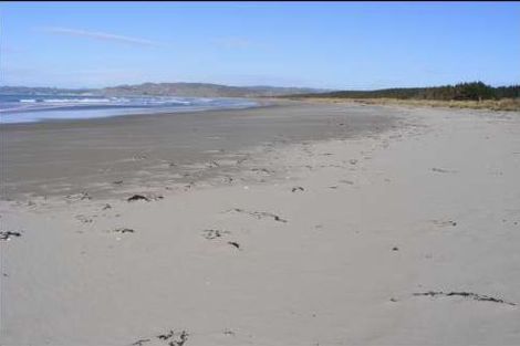 Photo of property in 13 Pukenui Drive, Mahia, 4198