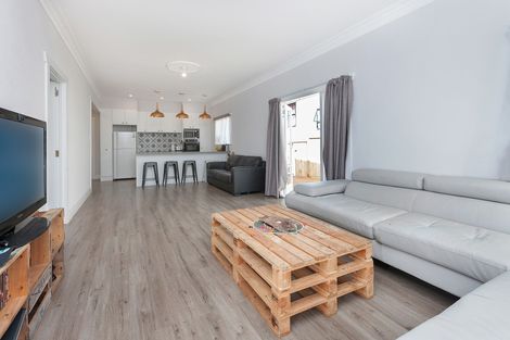 Photo of property in 23 Brandon Road, Glen Eden, Auckland, 0602