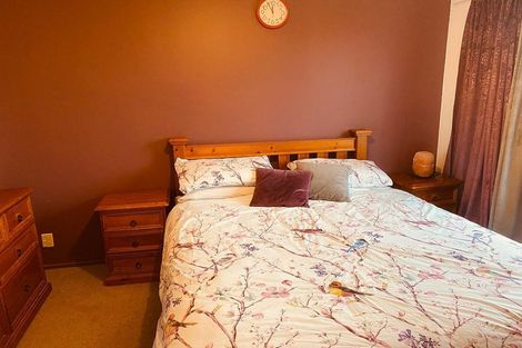 Photo of property in 11 Te Kiteroa Grove, Churton Park, Wellington, 6037