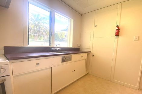 Photo of property in 131u6 Glenmore Street, Kelburn, Wellington, 6012