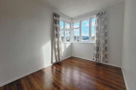 Photo of property in 78-80 Leicester Street, Cannons Creek, Porirua, 5024