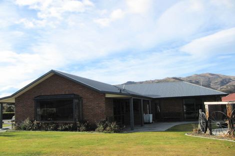 Photo of property in 6 Fenwick Crescent, Cromwell, 9310