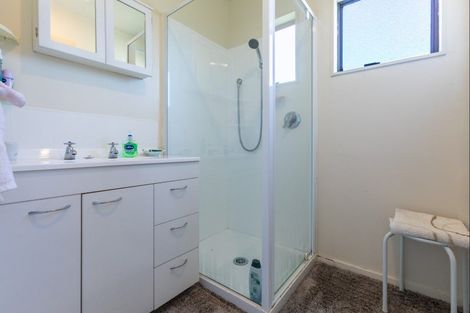 Photo of property in 16 Burgoyne Street, Woodville, 4920