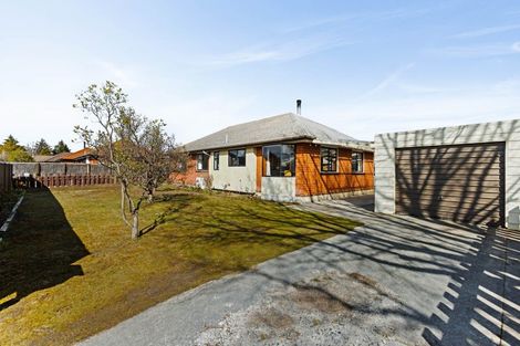 Photo of property in 19 Jollys Road, Cromwell, 9310