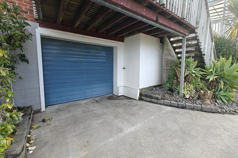 Photo of property in 4/73 Castor Bay Road, Castor Bay, Auckland, 0620