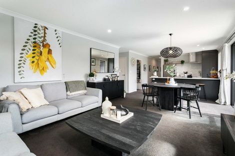 Photo of property in 10d4 Clive Road, Katikati, 3129