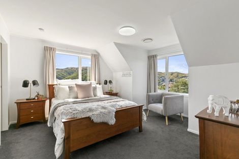 Photo of property in 6 Cambrian Street, Churton Park, Wellington, 6037