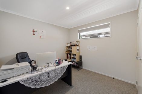 Photo of property in 121 Sutherland Road, Brookfield, Tauranga, 3110