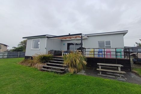 Photo of property in 10 Magdala Street, Kakanui, Oamaru, 9495