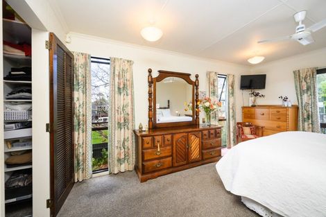 Photo of property in 19 Ashburn Lane, Awapuni, Palmerston North, 4412
