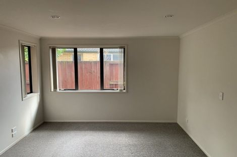 Photo of property in 3 Kingroyal Lane, Hamilton East, Hamilton, 3216