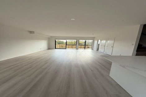 Photo of property in 18/35 Young Crescent, Drury, 2113