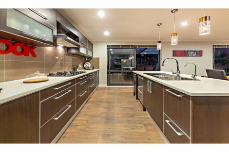 Photo of property in 12 Lucca Crescent, Flat Bush, Auckland, 2019