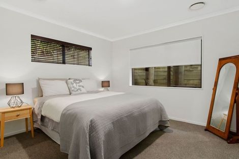 Photo of property in 22 Helen Ryburn Place, Torbay, Auckland, 0630