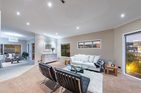 Photo of property in 25a Riverstone Drive, Riverstone Terraces, Upper Hutt, 5018