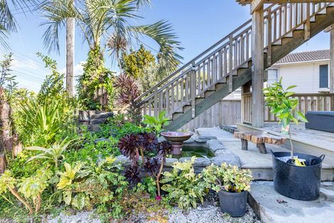 Photo of property in 36 Makora Road, Massey, Auckland, 0614