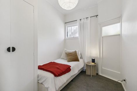 Photo of property in 199u1 Newlands Road, Newlands, Wellington, 6037