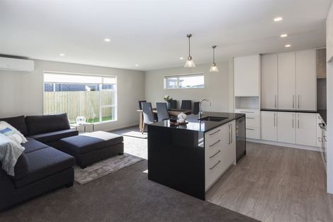 Photo of property in 61 Rannoch Drive, Broomfield, Christchurch, 8042