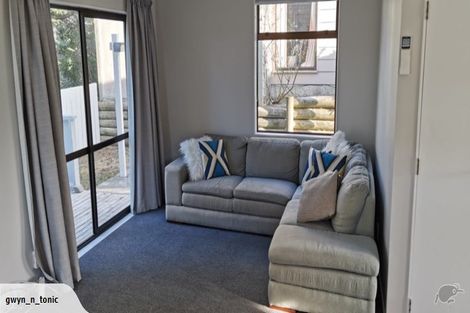 Photo of property in 46u3 Wingfield Place, Churton Park, Wellington, 6037