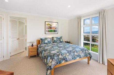 Photo of property in 35 Kotare Street, Hilltop, Taupo, 3330