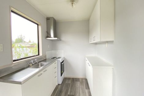 Photo of property in 16 Seabrook Avenue, New Lynn, Auckland, 0600