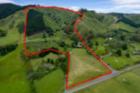 Photo of property in 7 Maungakotukutuku Road, Paraparaumu, 5032