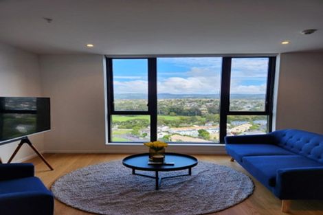 Photo of property in 1 Buscomb Avenue, Henderson, Auckland, 0610