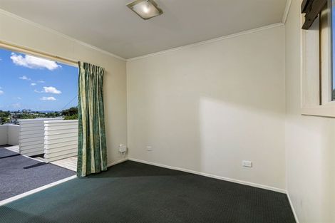 Photo of property in 14 Isobel Road, Greenhithe, Auckland, 0632