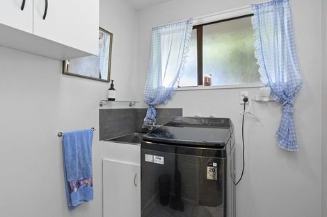 Photo of property in 3 Mulberry Place, Redwood, Christchurch, 8051