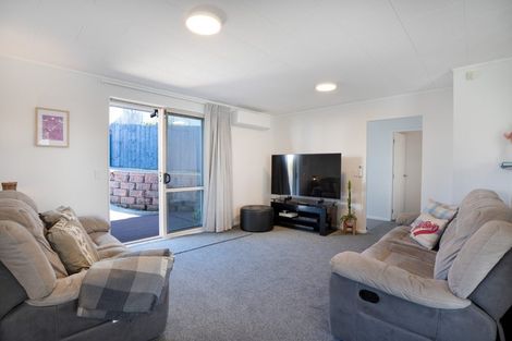 Photo of property in 24a Hiwi Crescent, Titahi Bay, Porirua, 5022