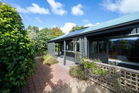 Photo of property in 5 Indira Place, Khandallah, Wellington, 6035