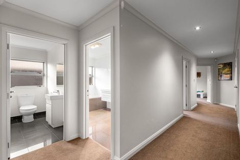 Photo of property in 20 Rosalie Terrace, Kelvin Grove, Palmerston North, 4414
