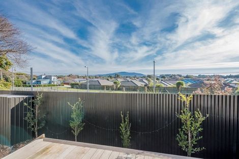 Photo of property in 6 Matenga Street, Waikanae, 5036