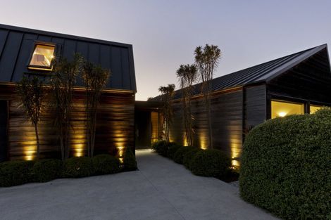 Photo of property in 8 Jacks Point Rise, Jacks Point, Queenstown, 9371