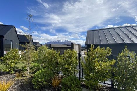 Photo of property in 2 Mckenzies Shute, Jacks Point, Queenstown, 9371