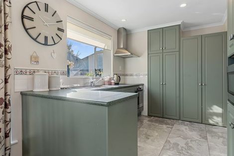 Photo of property in 12 Petries Road, Woodend, 7610