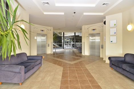 Photo of property in 2g/18 Ronwood Avenue, Manukau, Auckland, 2104