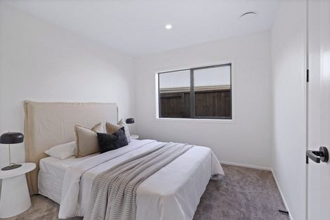 Photo of property in 22 Oneone Street, Cambridge, 3493