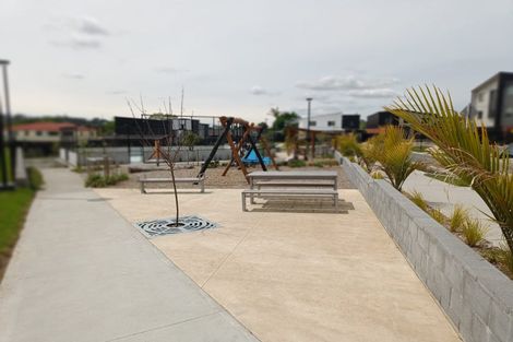 Photo of property in 37 Jabuka Street, Glen Eden, Auckland, 0602