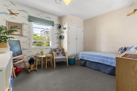 Photo of property in 31b Stanley Point Road, Stanley Point, Auckland, 0624