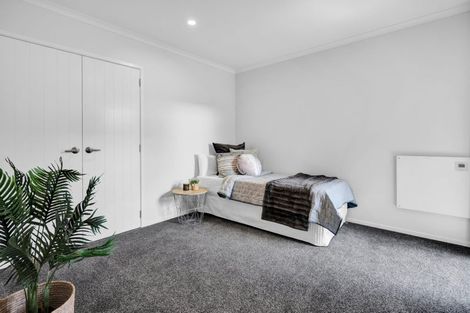 Photo of property in 13 Birdie Lane, Waiwhakaiho, New Plymouth, 4312