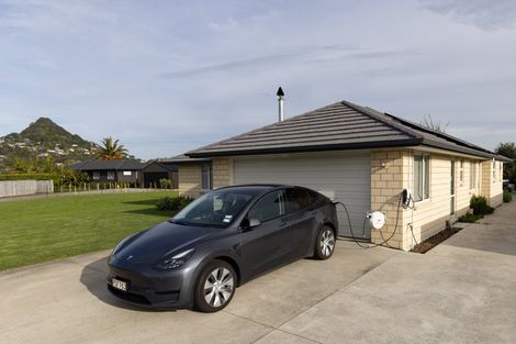 Photo of property in 36 Tairua Palms Place, Tairua, 3508