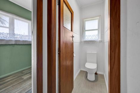 Photo of property in 20 Mclean Street, Hawera, 4610