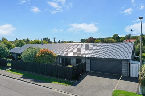 Photo of property in 21 Thomson Street, Tinwald, Ashburton, 7700